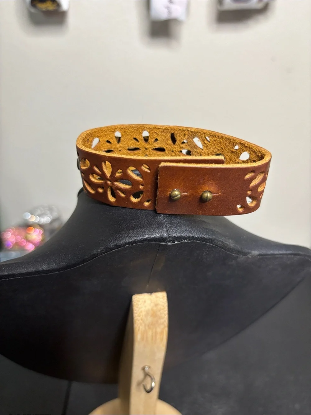Leather Bracelet with Inspirational Brass Plate - Brown